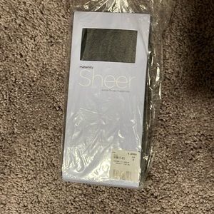 Maternity sheet pantyhose size d (5’2-6’0; 220-255)